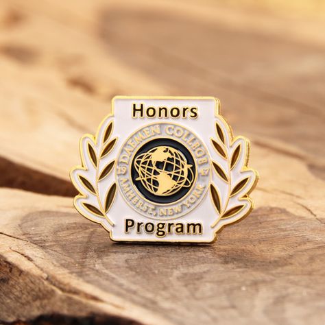 It's a good enamel pins for your management team to reach a goal, your student classroom, or that special person who needs a little motivation. Each Honors Program Pins includes a Butterfly clutch back that can be attached to your purse strings, camera belts or hats. Pin Badge Design, Kids Branding Design, Enamel Pin Design, Badges Design, Event Badges, Cute Enamel Pins, Badge Ideas, Pins Enamel, Branded Pins