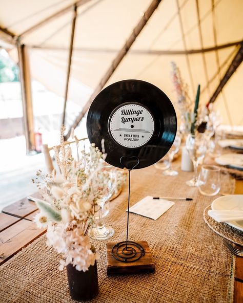 These two were SO much fun to work with and had me in stitches every time we spoke about their big day! ⠀⠀⠀⠀⠀⠀⠀⠀⠀ They incorporated lots of old vinyl records (EP & LP are their initials.. get it? 😝) built their own incredible table plan, table numbers and @penni.lj_did all her own dried flower bud vases 😍 ⠀⠀⠀⠀⠀⠀⠀⠀⠀ Thanks for having me you two 🥰🥰 ⠀⠀⠀⠀⠀⠀⠀⠀⠀ @tipisatrileygreen @amyfaithphoto @witandwonderceremonies @andelosphotography @thedfcexperience ⠀⠀⠀⠀⠀⠀⠀⠀⠀ #weddingstylists #cheshirew... Record Decorations Party, Record Table Plan, Vinyl Centerpieces, Vinyl Record Centerpiece Ideas, Record Centerpieces Ideas, Grooms Cake Tables, Flower Bud Vases, Record Decorations, Greenery Wedding Centerpieces