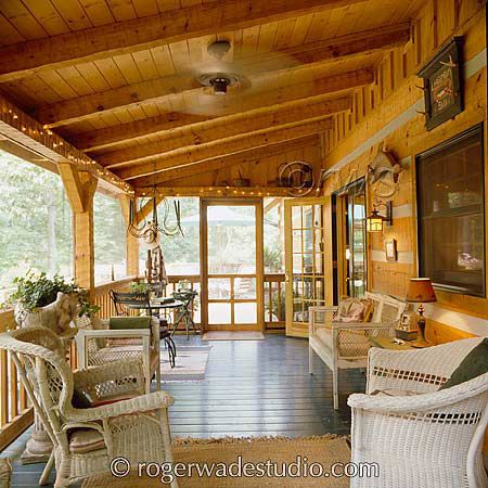 Screened Porch Designs, Balkon Decor, Casa Clean, Log Home Designs, Building A Porch, Casa Country, Timber Frame Homes, Home Porch, House With Porch