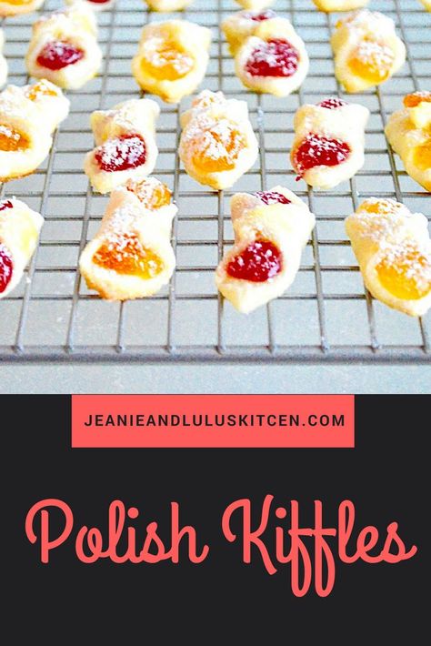 Cookie Crackers, Polish Pastry, Kiffles Recipe, Cream Cheese Dough, Cheese Dough, Polish Pierogi, Polish Foods, Polish Desserts, House Cleaners