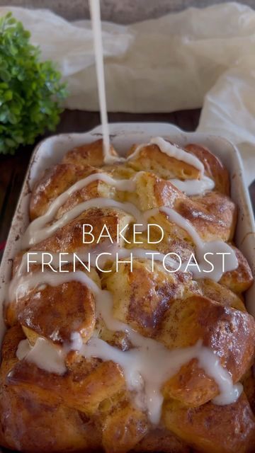 French Toast Biscuits, Oven Baked French Toast, Breakfast Cooking, French Toast Bake Recipe, Baked French Toast, French Toast Easy, French Toast Bake, French Toast Casserole, Bread Recipes Sweet