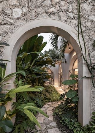 Historic Centro Oasis + Heated Pool - Houses for Rent in Mérida, Yucatán, Mexico - Airbnb Merida Houses Mexico, Merida Mexico Aesthetic, Merida Architecture, Merida Mexico Homes, Yucatan House, Mexican House Plans, Mexico Houses, Mexico Airbnb, Mexican House