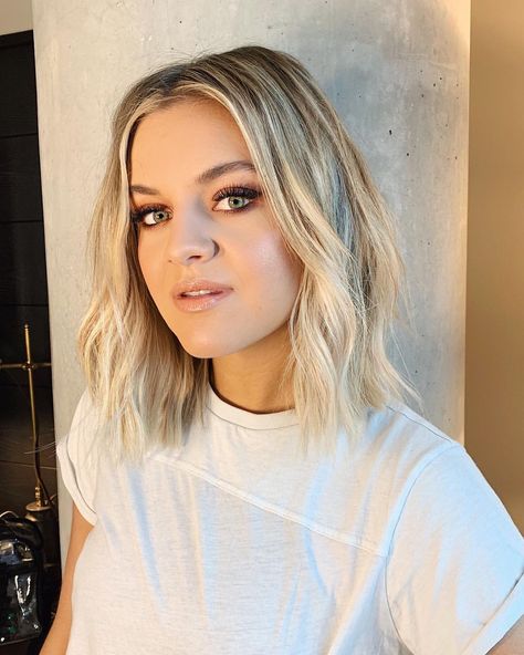 Kelsea Ballerini on Instagram: “🎀” Kelsey Ballerini, Huracan Spyder, Five Minute Hairstyles, Kelsea Ballerini, Hair 2018, Hair Flip, Short Haircut, Lamborghini Huracan, Hair Today