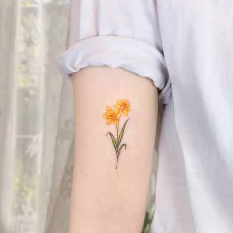 Welsh Tattoo, Narcissus Tattoo, Narcissus Flower Tattoos, Daffodil Tattoo, Bright Tattoos, Mommy Tattoos, Scary Tattoos, Small Flower Tattoos, Birth Flower Tattoos