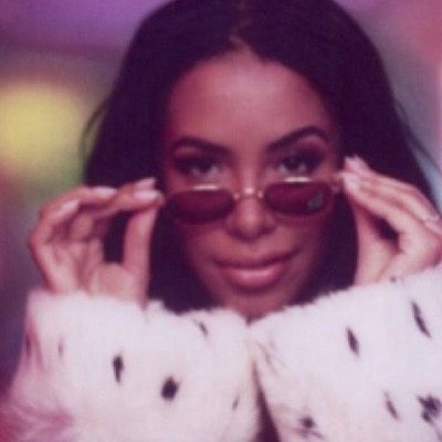 Good Morning Aaliyah Aesthetic, Aaliyah Style, Aaliyah Haughton, Boujee Aesthetic, 90s Hip Hop Fashion, 90s Hip Hop, Photos Tumblr, 90s Aesthetic, Baby Phat