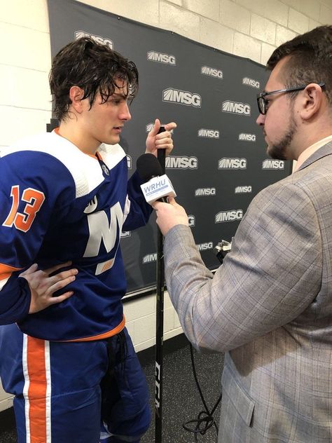 John Logan, Mat Barzal, Players Wives, Nhl Hockey Players, Boys Hockey, Hot Hockey Players, Hockey Baby, Ice Hockey Players, Hockey Life