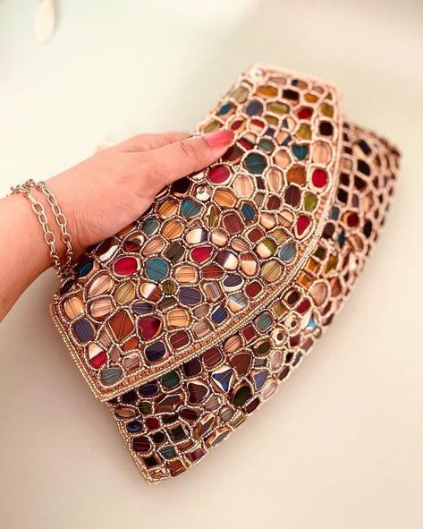 Christmas Party Bags, Hand Bags Ideas, Fancy Clutch Purse, Embroidered Clutch Bag, Fancy Clutch, Hand Clutch, Bags Ideas, Wrist Bag, Luxury Bags Collection