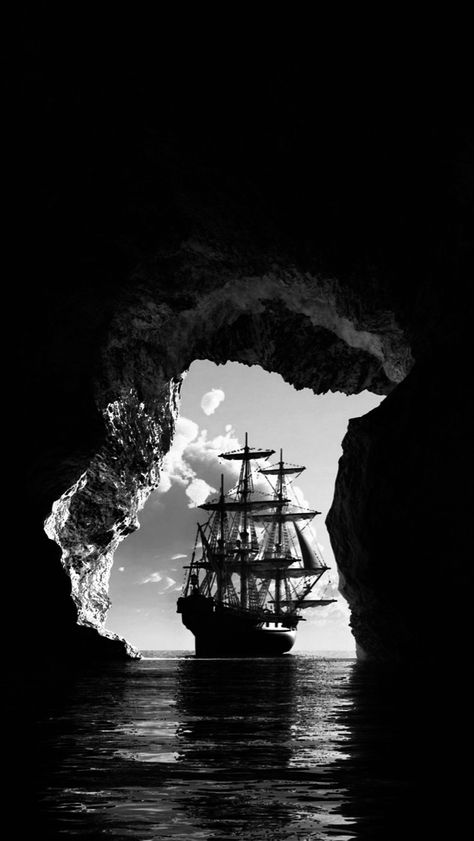 The Black Pearl Ship Wallpaper, Black Pearl Ship Wallpaper, Black Sails Aesthetic, Black Pearl Aesthetic, Pearls Aesthetic Wallpaper, Pirate Chic, Siren Scales, Ocean Widget, Dark Nautical Aesthetic