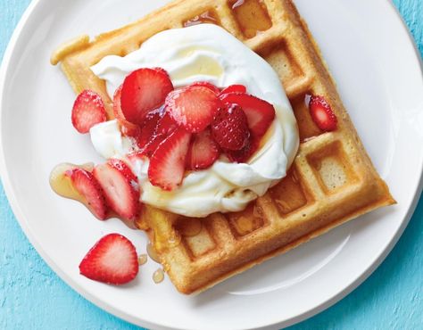 Greek Yogurt Waffles are Packed with Protein Greek Yogurt Waffles, Yogurt Waffles, Yogurt Toppings, Multigrain, Breakfast And Brunch, Apple News, Greek Yogurt, Fresh Fruit, 1 Cup