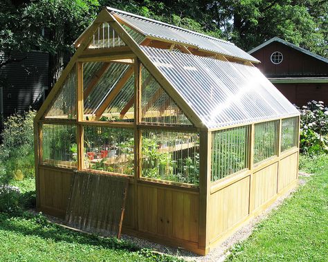 Terrace Roof, Diy Greenhouse Plans, Hobby Greenhouse, Side Return, نباتات منزلية, Greenhouse Shed, Build A Greenhouse, Home Greenhouse, Wooden Greenhouses