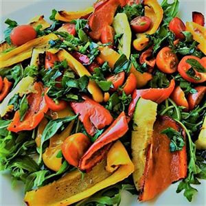 Zucchini Capsicum Recipes, Capsicum Salad Recipes, Capsicum Salad, Capsicum Recipes, Roasted Capsicum, Cherry Tomato Salad, Tomato Salad Recipes, Roast Zucchini, Beetroot Salad