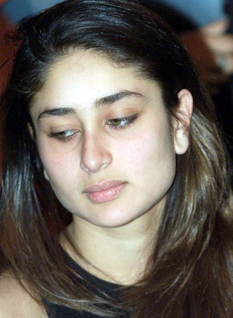 20 Unseen Photos Of Kareena Kapoor Without Makeup Secret Pictures, Kareena Kapoor Saree, Kareena Kapoor Photos, Kareena Kapoor Pics, Actress Without Makeup, Kareena Kapoor Khan, No Makeup, Kareena Kapoor, Bollywood Girls