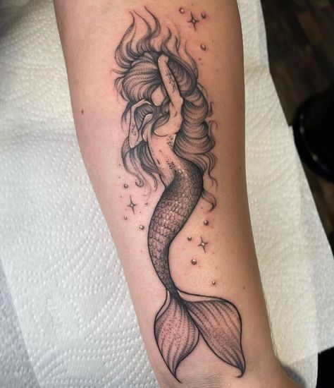 101 Best Black Mermaid Tattoo Ideas That Will Blow Your Mind! - Outsons Big Mermaid Tattoo, Mermaid Tattoo Black And White, Mermaid Tattoo Designs For Women, Black Mermaid Tattoo, Mermaid Anchor Tattoo, Vintage Mermaid Tattoo, Mermaid Tattoo Ideas, Traditional Mermaid Tattoos, Small Mermaid Tattoo