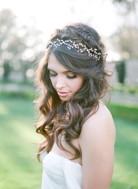 Woodland Fairy Wedding, Wedding Veils And Headpieces, Braided Wedding Hair, Headband For Bride, Up Wedding Hair, Beautiful Wedding Hairstyles, Half Up Half Down Braided, Braids With Shaved Sides, Half Up Wedding