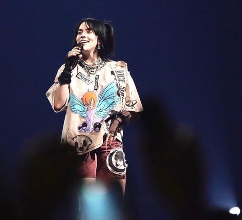 Uk Night, Billie Eilish Performing, London Night, O2 Arena, London Tours, London Uk, Billie Eilish, Justin Bieber, Selena Gomez