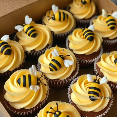 Bees 1st Birthday, 1st Bee Day Cupcakes, Bee Pull Apart Cupcakes, Bumble Bee Desserts, Winnie The Pooh Cupcake Cake, First Bee Day Cupcakes, Bee Day Birthday Party, Bees Birthday Party Ideas, Winnie The Pooh 1st Birthday Ideas