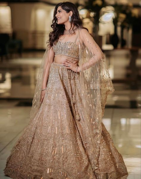 Wedding Cocktail Outfit, Engagement Dress For Bride Indian, Engagement Couple Dress, Shadi Outfits, Lehenga Choli Latest, Ivory Lehenga, Wedding Outfit Inspiration, Poses For Photoshoot, Engagement Dress For Bride