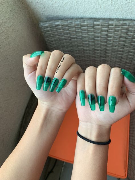 Green jelly nails Green Transparent Nails, Green Jelly Nails, Nails Korean, Green Jelly, Amazing Nails, Transparent Nails, Jelly Nails, Cool Nail Designs, Green Nails