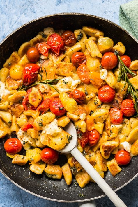 Creamy Gnocchi with Cherry Tomatoes and Mozzarella Gnocchi With Cherry Tomatoes, Gnocchi Cherry Tomatoes, Tomato Mozzarella Gnocchi, Creamy Gnocchi, Mediterranean Dinner, Tomatoes And Mozzarella, Ricotta Gnocchi, Making Gnocchi, Mozzarella Recipes