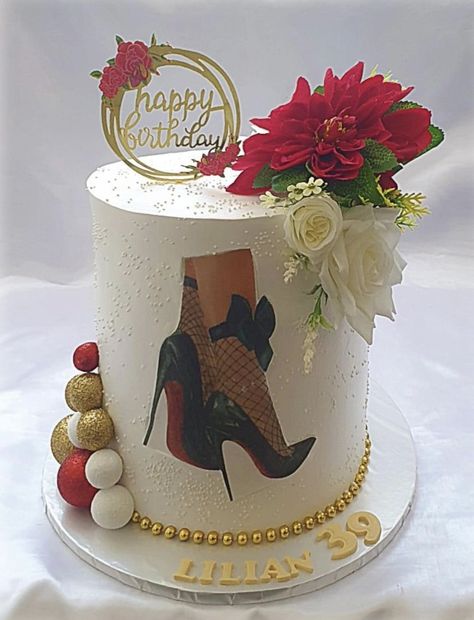 Fondant Cake Designs Ideas For Women, Lady Birthday Cake Ideas, 55 Birthday Cakes For Women, Ladies Birthday Cake Ideas, Heels Cake, Sparkly Wedding Cakes, Birthday Cake For Women Elegant, Birthday Cake For Women Simple, Modern Birthday Cakes