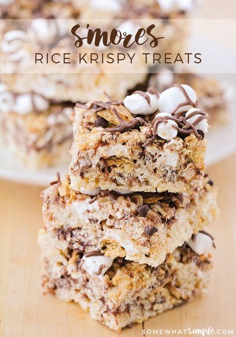 S'mores rice krispie treats are a delicious variation on a classic camping treat! They're fast & easy to make, and taste amazing! Made with the delicious combo of marshmallows, graham crackers and chocolate, there's no rice krispie treat quite like these. #ricekrispietreats #smoresricekrispietreats #ricekrispietreatideas #ricekrispiessmorebars #easydessertidea Krispy Treats Recipe, Recipe Rice, Rice Recipes For Dinner, Krispy Treats, Cereal Treats, Rice Krispy, Rice Crispy Treats, S'mores, Crispy Treats