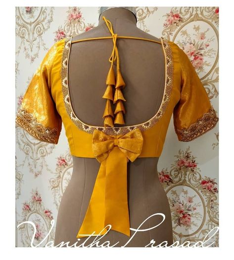 5 Likes, 0 Comments - unique theme based updates! (@indyblouses) on Instagram: “Beautiful 😍👌 blouse designs!  Designs by @vanithaprasad  Follow us @indyblouses @easy_usefultips…” Blouse Tag Design, Latest Latkan Designs For Blouse, Tassels Design For Blouse, Blouse Tassels Designs Latest, Cloth Latkans For Blouse, Tessals Design, Blouse Dori Hangings, Latest Blouse Back Neck Designs, Latkan Design