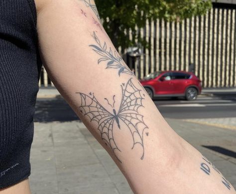 Spider Butterfly, Barbie Tattoo, Emo Tattoos, Spider Web Tattoo, Web Tattoo, Insect Tattoo, Hip Tattoos Women, Creepy Tattoos, Dope Tattoos For Women