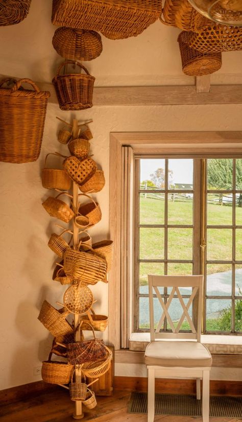 How To Display Baskets, Longaberger Basket Ideas, Decorate With Baskets, Basket Display, Bunny Mellon, Primative Decor, Basket Collection, Old Baskets, Display Basket