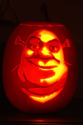 Funny Pumkin Carvings, Best Pumpkin Carving Ideas Creative, Shrek Pumpkin, Halloween Pumpkins Carvings Designs, Diy Pumpkin Carving, Shrek Birthday, Funny Pumpkin Carvings, Shrek Party, Pumpkin Idea