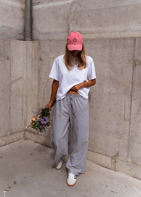 (99+) Image posted on Aug 10, 2024 – @saintmarc on Tumblr Striped Pajama Pants Outfit, Pyjama Trousers Outfit, Pyjama Pants Outfit Street Styles, Line Pants Outfits, Striped Pants Outfit Women, How To Style Striped Pants, Pyjama Pants Outfit, Tan Linen Pants Outfit, Summer Outfits Pants