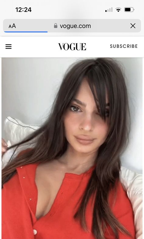 Emily Ratajkowski Hair Bangs, Emily Ratajkowski Bangs, Emrata Bangs, Fg Style, Color Castaño, Fotos Ideas, Selfie Inspo, Hair 2024, Hair Bangs