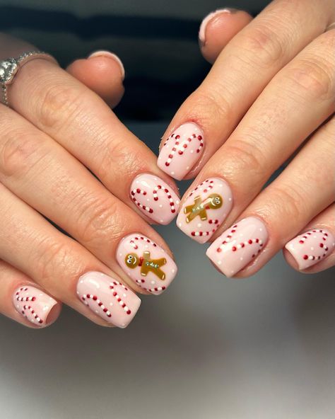 Gingerbread Dreams & Candy Cane wishes 🩷 @the_gelbottle_inc Lady Biab, Private Collection, Daisy, Jumanji @lucypastorellitools_ prep… | Instagram Art Ideas Christmas, Gingerbread Nails, Almond Nails Designs Summer, French Manicure Acrylic Nails, Easy Designs, Candy Cane Nails, Hippie Nails, Cute Christmas Nails, Christmas Gel Nails