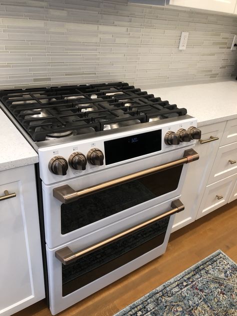 Gecafeappliances.com Double Oven Stove, Double Oven Gas Range, 6 Burner Gas Stove, Double Oven Gas, Double Oven Kitchen, Gas Range Double Oven, Double Oven Range, Small White Kitchens, Gas Ranges