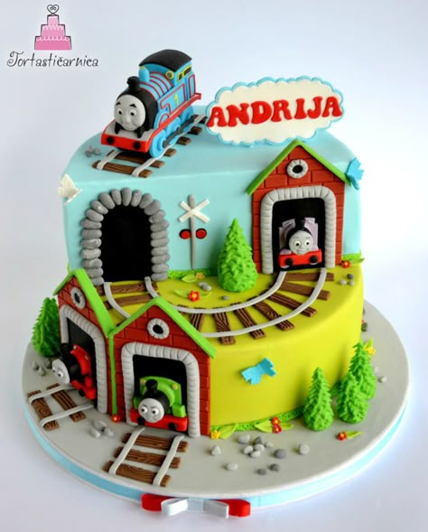 Tomas the train cake - Cake by Nataša Tank Birthday Cake, Thomas The Train Birthday Cake, Thomas And Friends Cake, Thomas Birthday Cakes, Thomas The Train Birthday, Thomas Birthday Parties, Thomas Train Cake, Thomas Cakes, Rodjendanske Torte