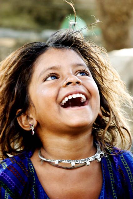 Rural Rajasthan #smile #kid #cute #happy #sorriso #criança #fofa #feliz Child Smile, Happy Faces, Smiles And Laughs, People Of The World, Just Smile, 인물 사진, Happy Smile, Happy People, Happy Kids