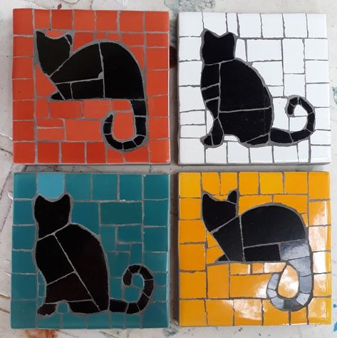 Mosaic Art Diy, Mosaic Stepping Stones, Mosaic Pots, Mosaic Flower Pots, Mosaic Animals, Mosaic Garden Art, Mosaic Art Projects, Mosaic Tile Art, Mosaic Madness