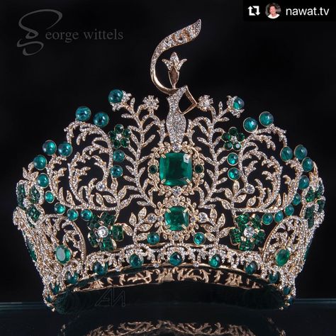 Lineth Gonzalez 💎✨💋🦄🌈💖🌹☄🌟 (@linethglz) • Instagram photos and videos Miss Grand International, Fantasy Crown, Nature Iphone Wallpaper, Miss Grand, Beautiful Tiaras, Paper Crowns, Miss Usa, Girly Accessories, Royal Jewels