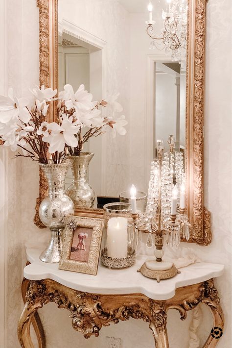 Hollywood Inspired Bedroom, French Salon Aesthetic, Vintage Flower Room Decor, French Bedroom Aesthetic Vintage, Romantic Vintage Bedroom Ideas Victorian, White Vintage Room, Vintage Glam Home, Eclectic Glam Decor, Antique Room Aesthetic