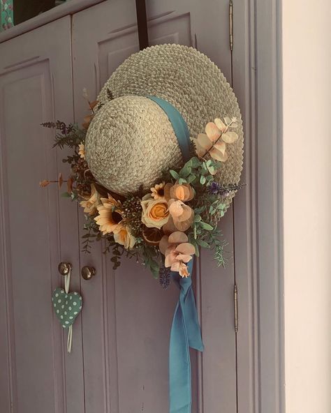 Sun Hat Wreath, Hat Wreaths For Front Door, Straw Hat Wreath, Hat Wreath, Gimme Shelter, Wreaths For Sale, Group Project, Autumn Inspired, Dried Oranges