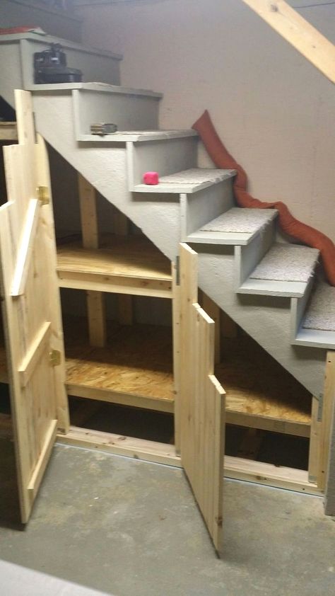 Awesome Cool Ideas To Make Storage Under Stairs 73 image is part of 90 Cool Ideas to Make or Remodel Storage Under Stairs gallery, you can read and see another amazing image 90 Cool Ideas to Make or Remodel Storage Under Stairs on website Diy Basement, Basement Storage, Small Basements, Basement Makeover, Basement Stairs, Basement Bedrooms, Understairs Storage, Basement Flooring, Stair Storage