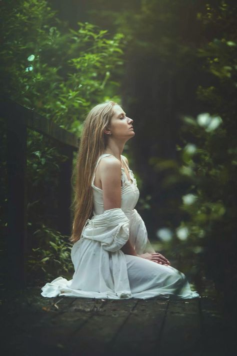 Beautiful fairy model! Nice conceptual photography!   Model: Victoria J. Yore Photographer: TJ Drysdale Warrior Bride, Fairy Photoshoot, Fairytale Photography, Maternity Photography Poses, Foto Tips, Maternity Poses, Maternity Pics, Fantasy Photography, Conceptual Photography