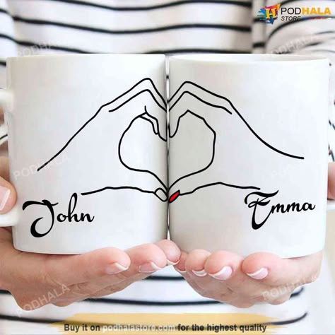 Diy Gift For Bff, Idee Cricut, Couple Coffee, Couples Coffee Mugs, Gift For Anniversary, Customised Mugs, Couple Mugs, Valentines Mugs, Couples Gift