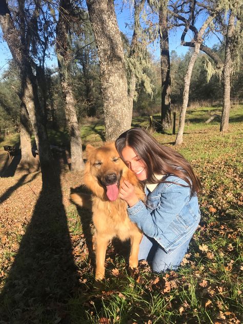 Dog And Owner Aesthetic, Pose With Dog, Victoria Costume, Family Dog Photos, Pet Photography Poses, Green Screen Animation, Dog Foto, Foto Cowgirl, Dog Mommy