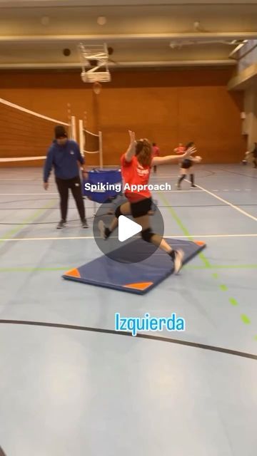 FestacVolleyballClub on Instagram: "Long Strides spike approach😊  #volleyball" How To Spike A Volleyball, Volleyball Approach, Volleyball Spike Trainer, Volleyball Spike, Spike Volleyball, Volleyball Workout, Youth Volleyball, Volleyball Coaching, Volleyball Workouts