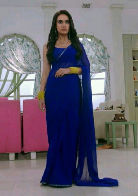 Surbhi Jyoti Saree, Naagin 3, Surbhi Jyoti, Simple Saree Designs, Indian Sari Dress, Fashionable Saree Blouse Designs, Fancy Sarees Party Wear, Half Saree Designs, Fashion Sketches Dresses