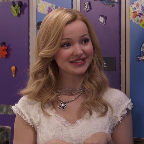 Dove Cameron Liv Rooney, Liv Rooney Icons, Barbie Icon, Liv Rooney, Liv And Maddie, Old Disney, Victoria Secret Fashion, Dove Cameron, Ever After High