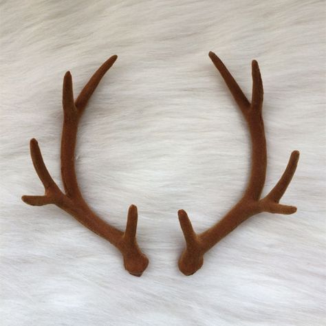 Reindeer Antlers Diy, Diy Antlers, Reindeer Horns, Foam Paper, Brown Deer, Spooky Szn, Reindeer Antlers, Desk Decoration, Animal Totems