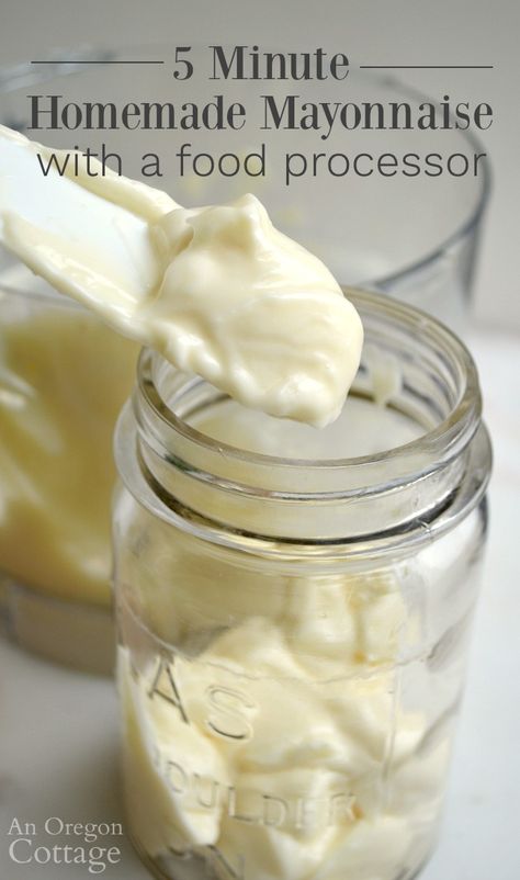 Yes, you can make mayo at home easily in 2-5 minutes using either a food processor or hand-held immersion blender. Never go back to store bought! Healthy Mayonnaise, Homemade Mayonnaise Recipe, Homemade Mayo, Mayonnaise Recipe, Chewy Granola, Homemade Condiments, Homemade Mayonnaise, Healthy Homemade, Aioli