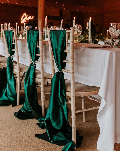 Green Chair Sash Wedding, Hunter Green Centerpieces, Emerald Green Wedding Venue Decor, Emerald Green Wedding Reception Decor, Shades Of Green Wedding Theme, Forest Green Wedding Decor, Hunter Green Wedding Theme, Wedding Prompts, Chair Decoration Ideas