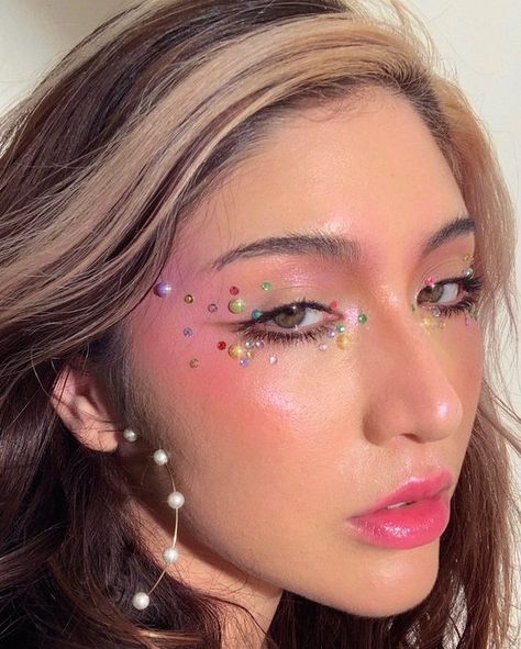 Jewel Makeup, Gem Makeup, Concert Makeup, Date Night Makeup, Pride Makeup, Event Makeup, Face Jewels, Dope Makeup, Festival Makeup